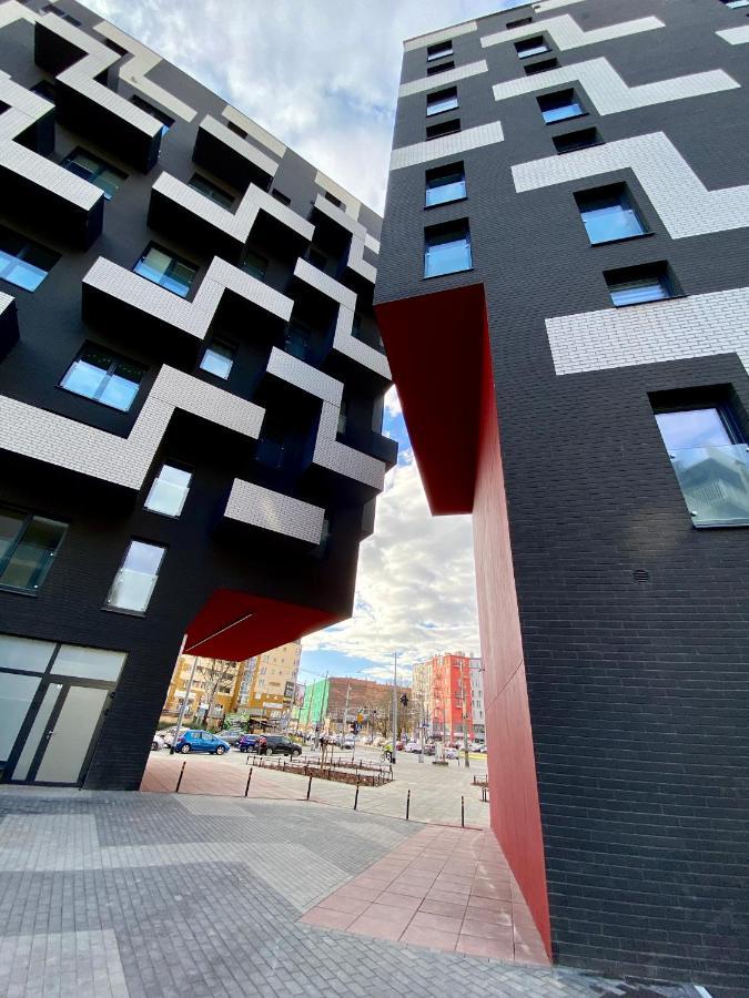 Appartamento Grey House + Free Parking Breslavia Esterno foto