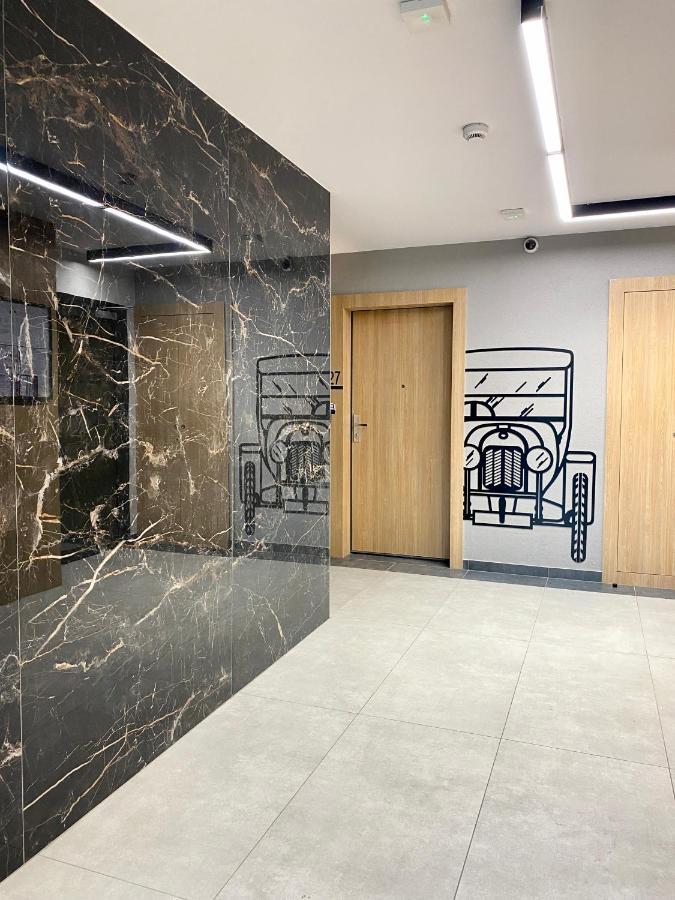 Appartamento Grey House + Free Parking Breslavia Esterno foto